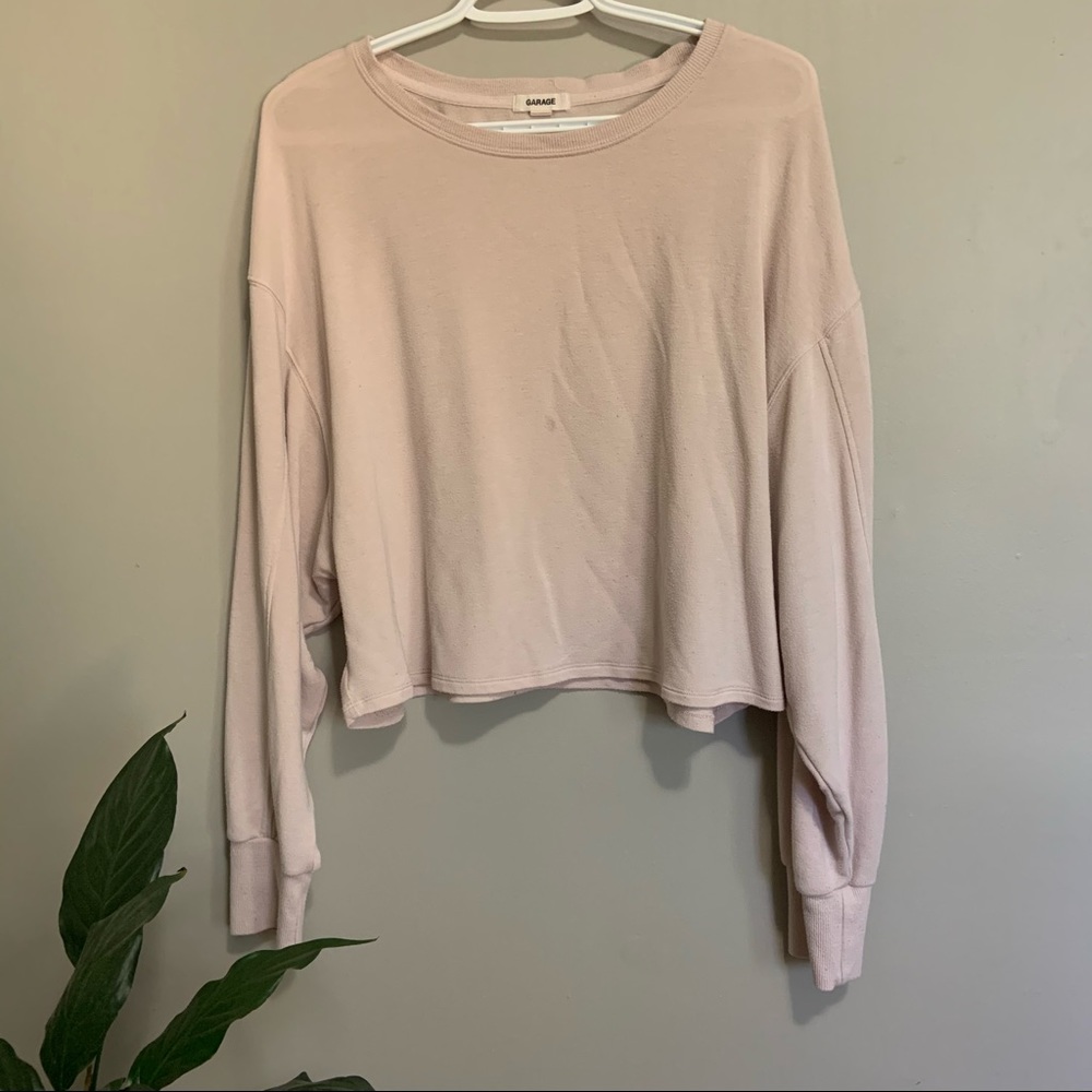 Cropped long sleeve top